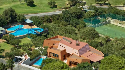 Piscina en o cerca de Porto Elounda Golf & Spa Resort, Six Senses Spa