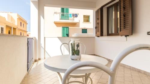 Foto dalla galleria di Italianway - Ottoventi Apartments a Lampedusa