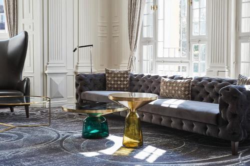 Posezení v ubytování Steigenberger Icon Grandhotel Belvédère