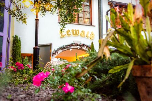 Zahrada ubytování Hotel Ristorante Lewald