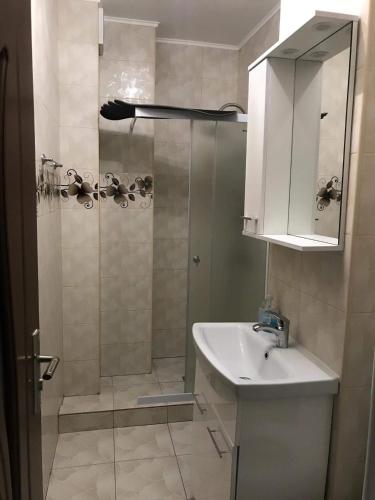 O baie la Centre Home Mazepa