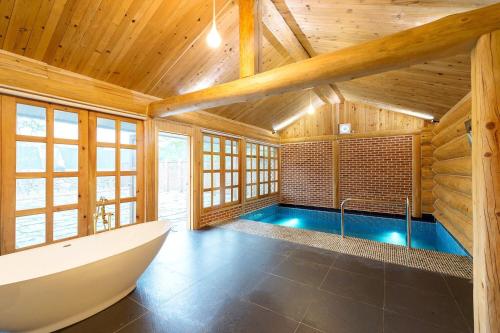 JK Shim Hotel & Resort – Photos 5