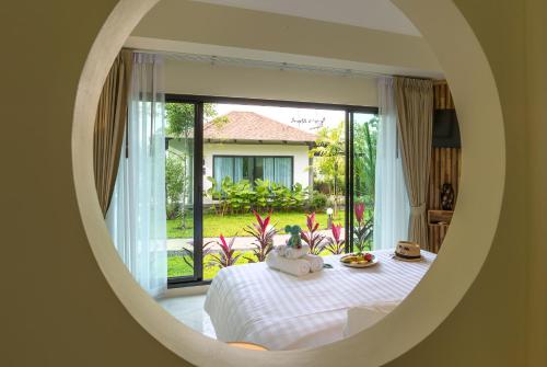 Taman di luar Aonang Eco Villa - SHA Extra Plus
