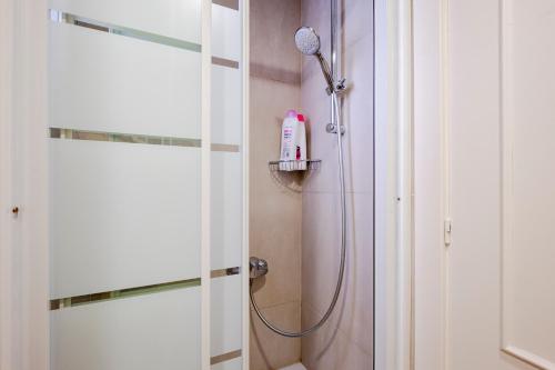 Three Bedroom Apartment in Sants