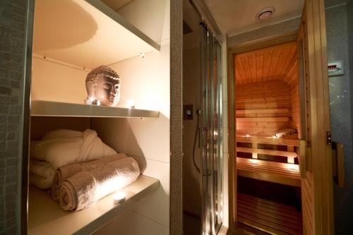 Una cama o camas en una habitación de Appia Hotel Residences