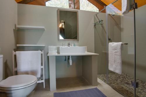 Ванна кімната в Little Mongena Tented Camp