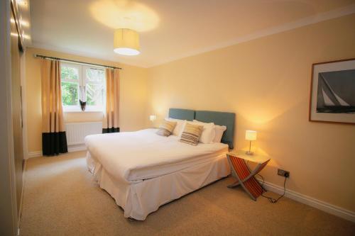 Gallery image of Turnberry Apartments in Turnberry