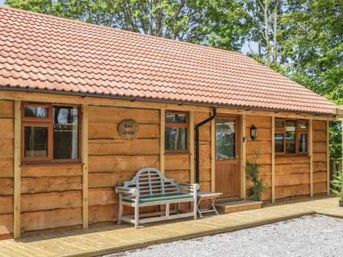Oak Lodge – Photos 2