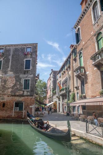 Dimora Al Doge Beato Canal View photo 65