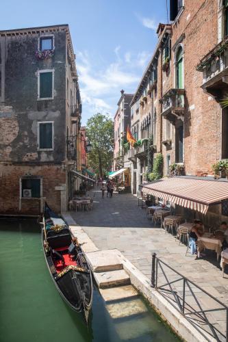 Dimora Al Doge Beato Canal View photo 47