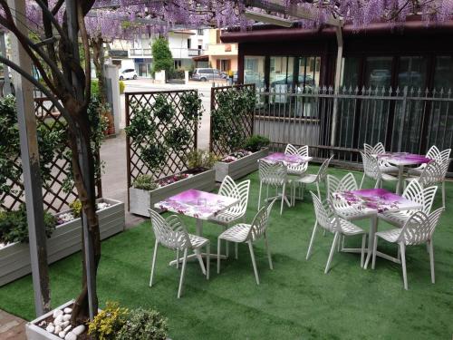 Εστιατόριο ή άλλο μέρος για φαγητό στο Albergo Ristorante Protti