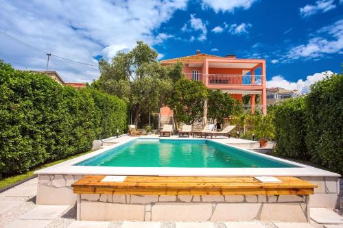 Villa Dawn