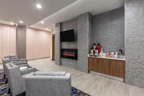 Напитки в La Quinta Inn & Suites by Wyndham Lafayette Oil Center