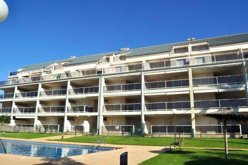 Brisas A1, 2 dormitorios, playa a 100m, by Bookindenia