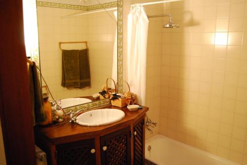 Ванная комната в Casa Dos Canais, River Cottage