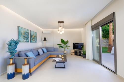 Apartment Tilio - New apartment with private pool 1400m from the beach