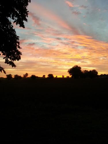Amanecer o atardecer desde el bed and breakfast o alrededores