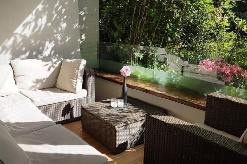 Lux Studio our swimming pool and garden photo 10
