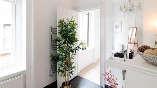 Foto Londonis asuva majutusasutuse PHENOMENAL 5bedroom DESIGN HOUSE FOR NOMADS XXL GROUPS galeriist