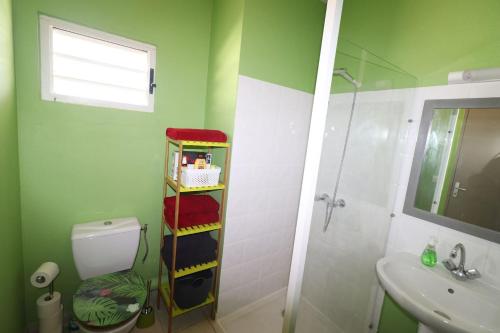 Et badeværelse på Le Studio Laetitia