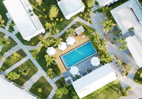 Piscine de l'établissement MEET Boutique Resort ou située à proximité