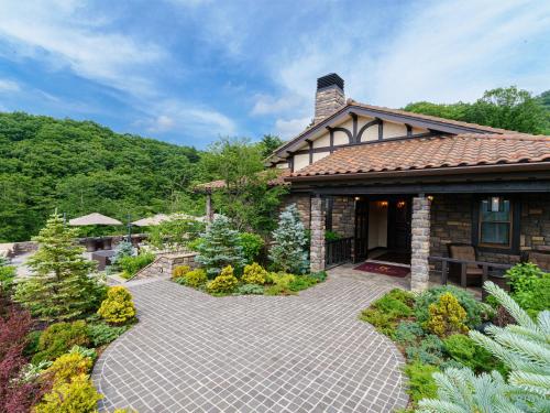 Κήπος έξω από το Le Grand Karuizawa Hotel and Resort