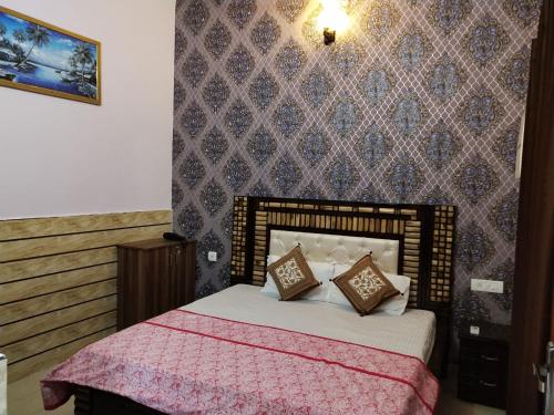 Gambar di galeri bagi SGR HOTEL di Ambāla