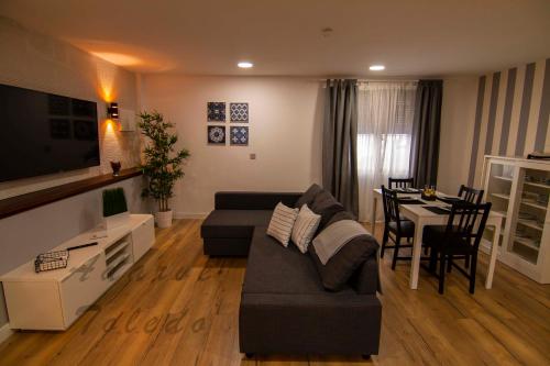 Apartamentos Adarve Toledo