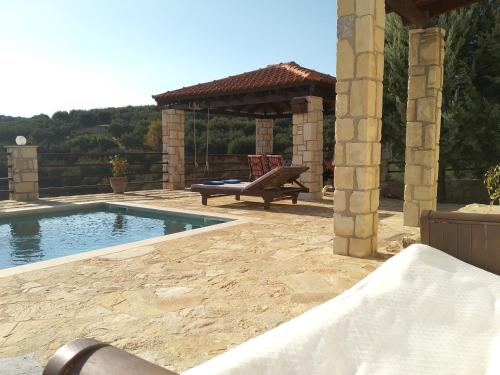 Kolam renang di atau dekat dengan Little House on the Prairie - Chania