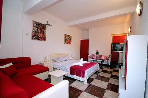 Kuchyň nebo kuchyňský kout v ubytování Apartments Kruna Jovanović