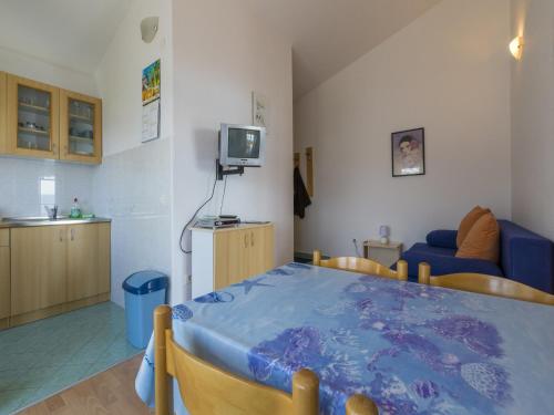 Apartments Maro