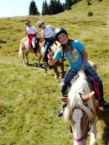 Bambini che soggiornano presso Sporthotel Kalcherhof