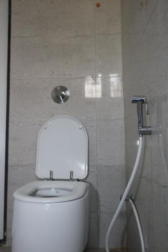 Un baño de Hotel Venkateshwar