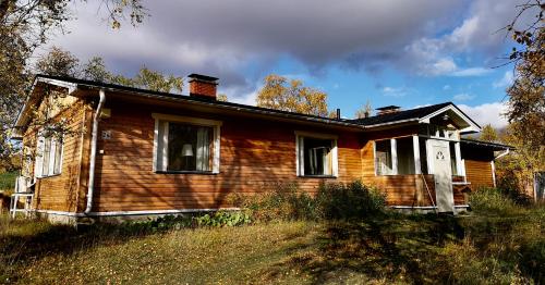 Zgradba, v kateri se nahaja vila