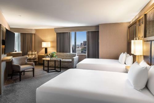 Postel nebo postele na pokoji v ubytování Hyatt Regency Boston