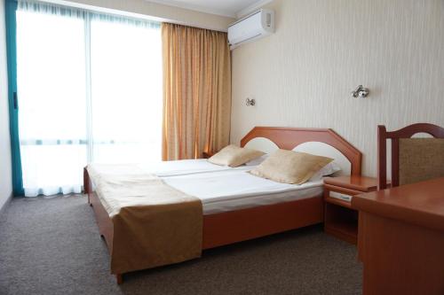 Gallery image of Zefir Hotel in Sunny Beach