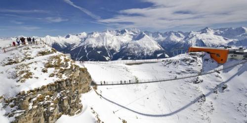 a group of people standing on top of a snow covered mountain at Haus Piller in Bad Hofgastein