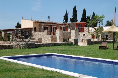 Het zwembad bij of vlak bij Holiday Home Finca Son Ramon