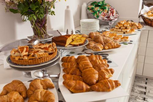 
Breakfast options available to guests at Hotel Ariston & Apartments

