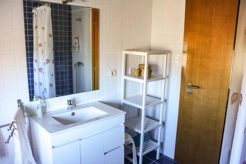 Kylpyhuone majoituspaikassa Casa das Indrineiras