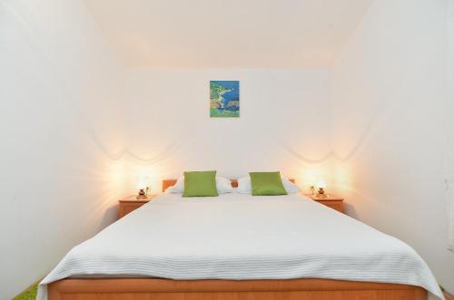Apartments Munida 734