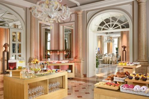 Comida en el hotel o alrededores