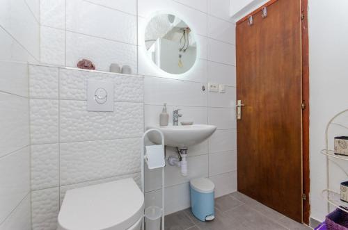 Bilik mandi di House Miroslav