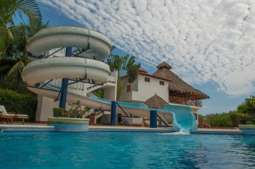 Gallery image of HOTEL VILLA AZUL in Barra de Navidad