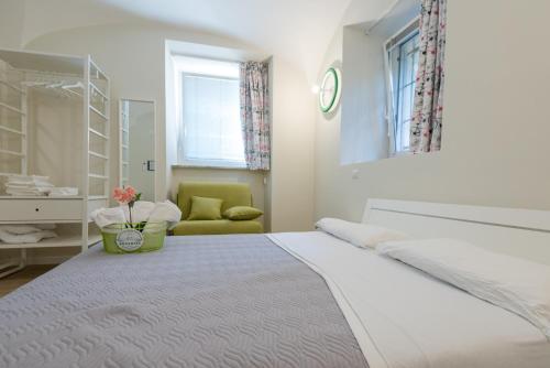 Bed&BikeRome ROOMS