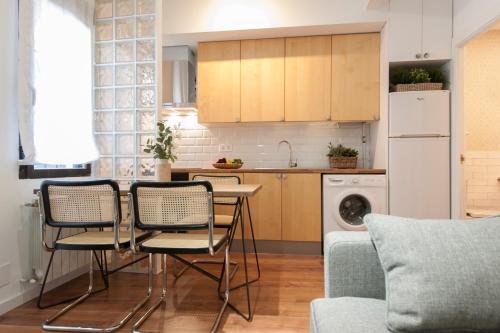 Gran Vía Fomento Apartment