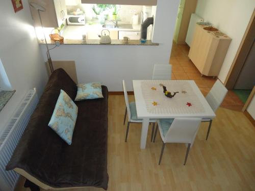 Χώρος καθιστικού στο Holiday Home Neokrnjena Narava
