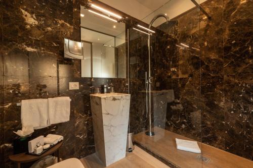 Donati Luxury Tower Suites photo 73