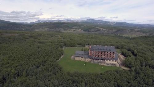 Imagen de la galería de Parador de Cervera de Pisuerga, en Cervera de Pisuerga