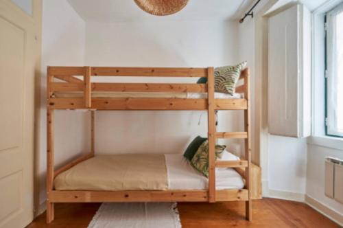 Stunning Apartment near Chiado